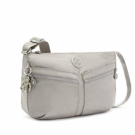 Kipling Izellah