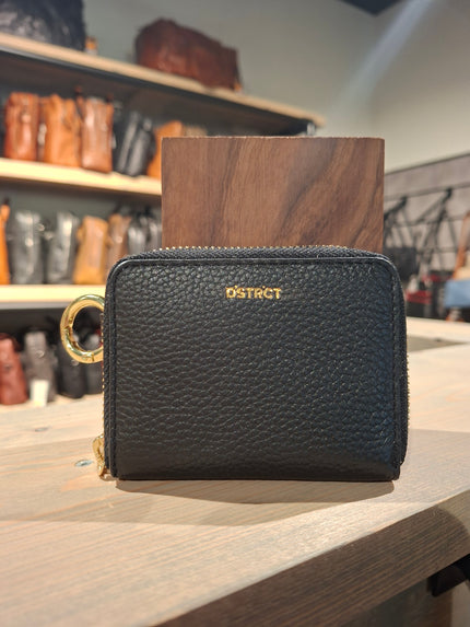 DSTRCT Wallet Floater Field 
