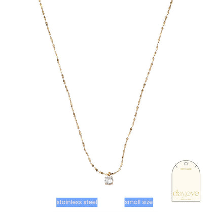 Day & Eve by Go Dutch Label 3 Flowers Necklace