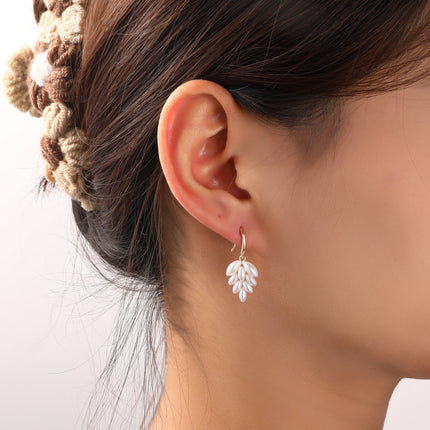 Day &amp; Eve by Go Dutch Label 3 Flowers Earrings