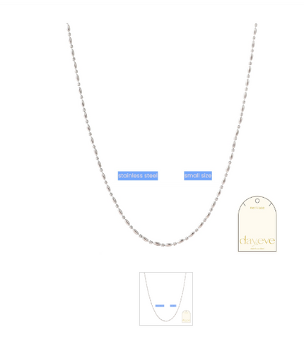 Day & Eve by Go Dutch Label 3 Flowers Necklace